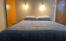 Merrylees Budget Hotel